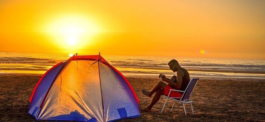 12 красивых мест для кемпинга вблизи моря