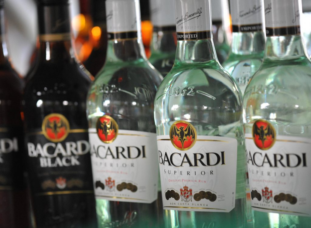 Ром Bacardi