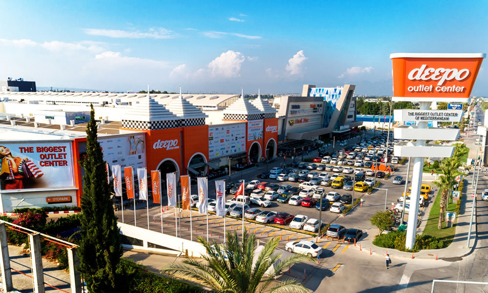 Торговый центр Deepo Outlet в Анталии (Турция) 